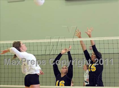 Thumbnail 3 in Del Oro vs. Capital Christian (Lady Rams Classic) photogallery.