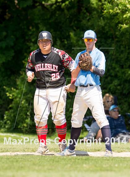 Thumbnail 1 in Franklin @ Wellesley (MIAA Divison 1 South Quarterfinal) photogallery.