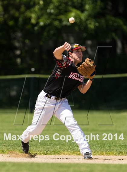 Thumbnail 1 in Franklin @ Wellesley (MIAA Divison 1 South Quarterfinal) photogallery.