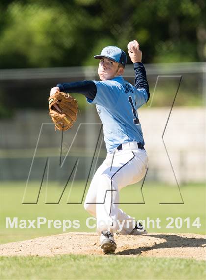 Thumbnail 1 in Franklin @ Wellesley (MIAA Divison 1 South Quarterfinal) photogallery.