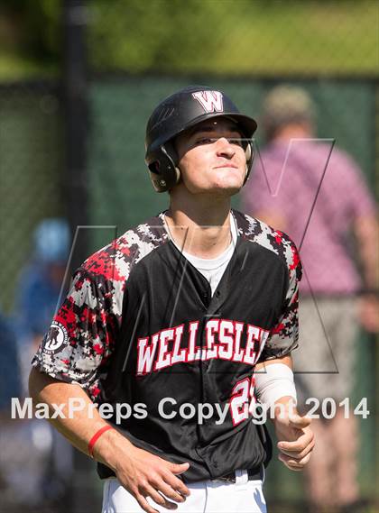 Thumbnail 3 in Franklin @ Wellesley (MIAA Divison 1 South Quarterfinal) photogallery.