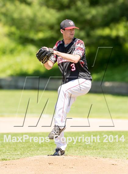 Thumbnail 3 in Franklin @ Wellesley (MIAA Divison 1 South Quarterfinal) photogallery.