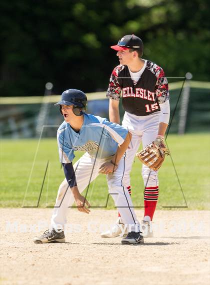 Thumbnail 1 in Franklin @ Wellesley (MIAA Divison 1 South Quarterfinal) photogallery.