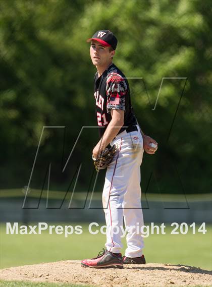Thumbnail 2 in Franklin @ Wellesley (MIAA Divison 1 South Quarterfinal) photogallery.