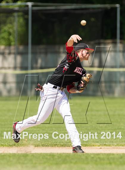 Thumbnail 1 in Franklin @ Wellesley (MIAA Divison 1 South Quarterfinal) photogallery.