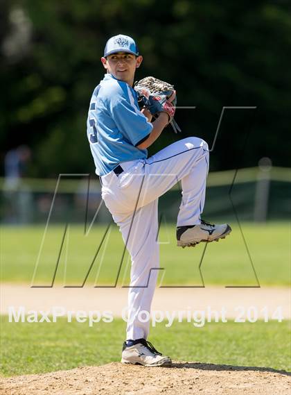 Thumbnail 1 in Franklin @ Wellesley (MIAA Divison 1 South Quarterfinal) photogallery.
