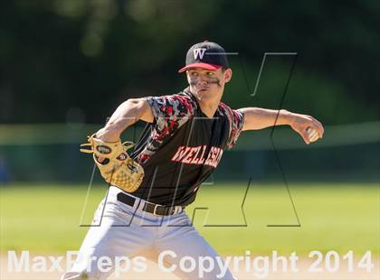 Thumbnail 2 in Franklin @ Wellesley (MIAA Divison 1 South Quarterfinal) photogallery.