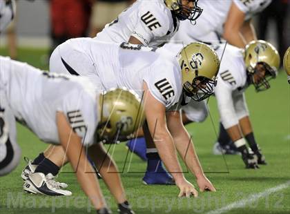 Thumbnail 1 in Central Catholic vs. Santa Fe Christian (CIF State D4 Final) photogallery.