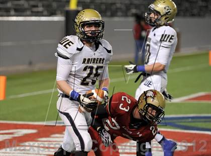 Thumbnail 2 in Central Catholic vs. Santa Fe Christian (CIF State D4 Final) photogallery.