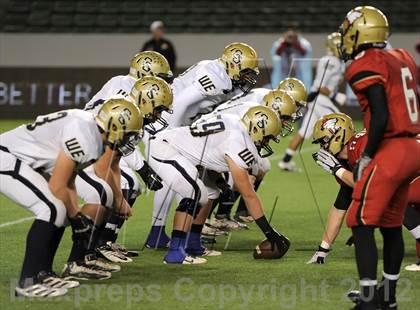 Thumbnail 3 in Central Catholic vs. Santa Fe Christian (CIF State D4 Final) photogallery.