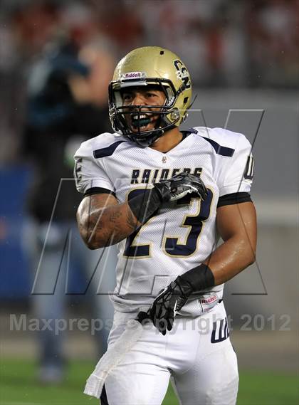 Thumbnail 1 in Central Catholic vs. Santa Fe Christian (CIF State D4 Final) photogallery.