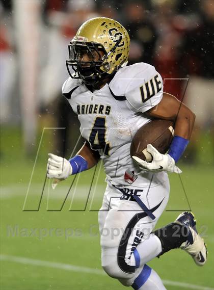 Thumbnail 2 in Central Catholic vs. Santa Fe Christian (CIF State D4 Final) photogallery.