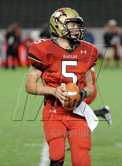 Thumbnail 1 in Central Catholic vs. Santa Fe Christian (CIF State D4 Final) photogallery.
