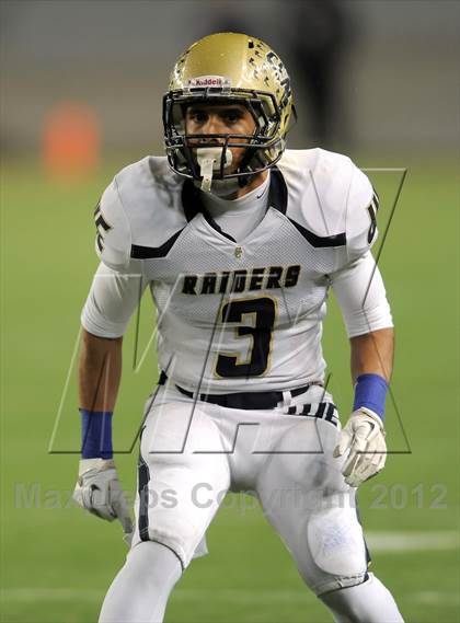 Thumbnail 2 in Central Catholic vs. Santa Fe Christian (CIF State D4 Final) photogallery.