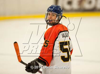 Thumbnail 3 in Hamilton vs. Corona del Sol photogallery.