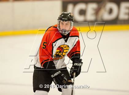 Thumbnail 2 in Hamilton vs. Corona del Sol photogallery.