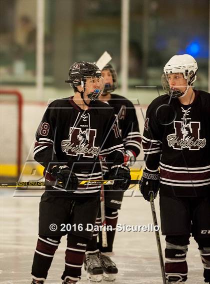 Thumbnail 2 in Hamilton vs. Corona del Sol photogallery.