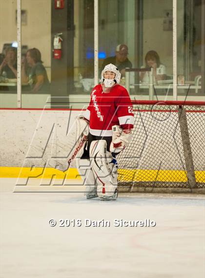 Thumbnail 3 in Hamilton vs. Corona del Sol photogallery.