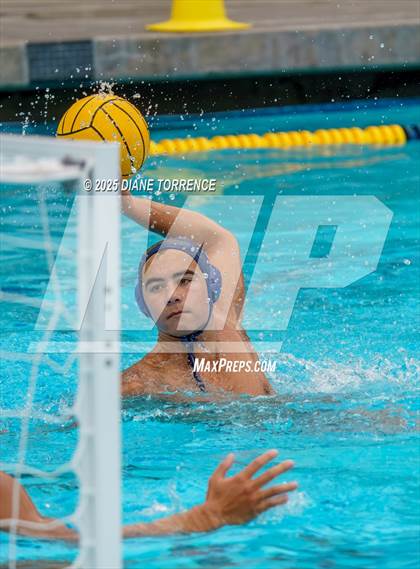 Thumbnail 2 in Davis Sr. vs Menlo School (S & R Sport Tournament) photogallery.