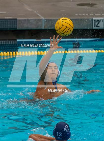 Thumbnail 3 in Davis Sr. vs Menlo School (S & R Sport Tournament) photogallery.