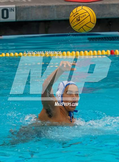 Thumbnail 2 in Davis Sr. vs Menlo School (S & R Sport Tournament) photogallery.