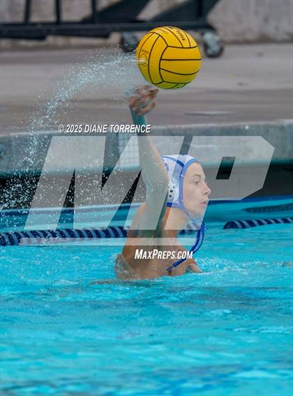 Thumbnail 2 in Davis Sr. vs Menlo School (S & R Sport Tournament) photogallery.