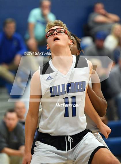 Thumbnail 2 in East Ridge vs Sale Creek (Battle At The Creek) photogallery.