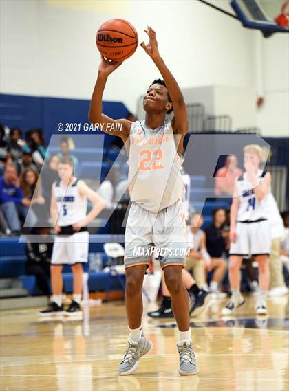 Thumbnail 1 in East Ridge vs Sale Creek (Battle At The Creek) photogallery.