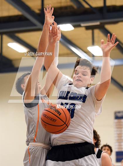 Thumbnail 3 in East Ridge vs Sale Creek (Battle At The Creek) photogallery.