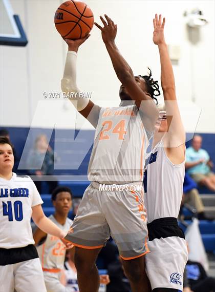 Thumbnail 1 in East Ridge vs Sale Creek (Battle At The Creek) photogallery.