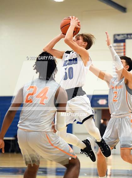 Thumbnail 1 in East Ridge vs Sale Creek (Battle At The Creek) photogallery.