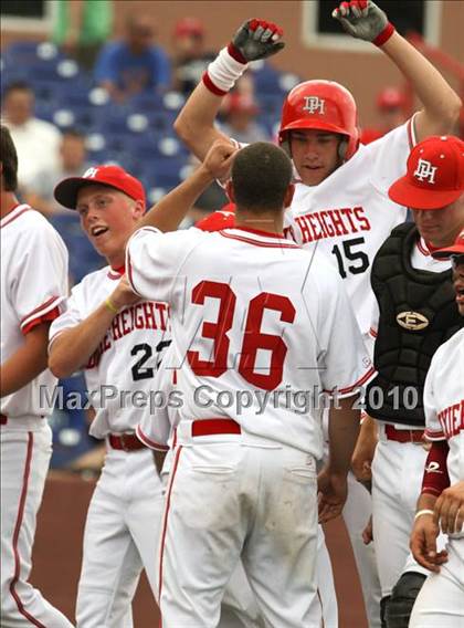 Thumbnail 2 in Conner vs Dixie Heights (KHSAA 9th Region Semifinal) photogallery.