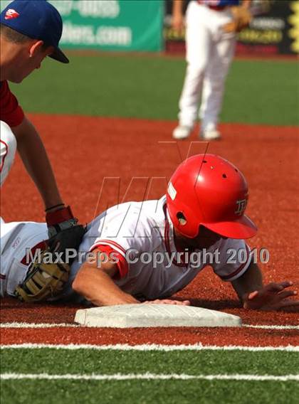 Thumbnail 2 in Conner vs Dixie Heights (KHSAA 9th Region Semifinal) photogallery.