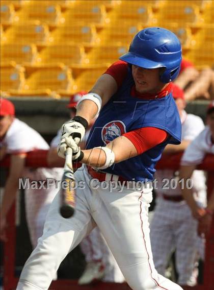 Thumbnail 2 in Conner vs Dixie Heights (KHSAA 9th Region Semifinal) photogallery.