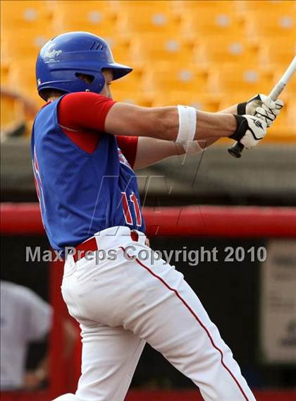 Thumbnail 2 in Conner vs Dixie Heights (KHSAA 9th Region Semifinal) photogallery.