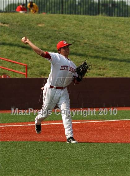Thumbnail 2 in Conner vs Dixie Heights (KHSAA 9th Region Semifinal) photogallery.