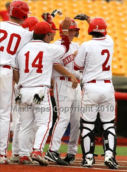 Thumbnail 1 in Conner vs Dixie Heights (KHSAA 9th Region Semifinal) photogallery.