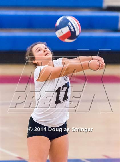 Thumbnail 2 in Mt. Madonna vs. Notre Dame (CIF-CCS Division 5 Championship) photogallery.