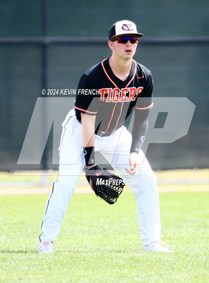 Thumbnail 2 in Grant Union @ Yamhill-Carlton (Coach Bob National Invitational) photogallery.