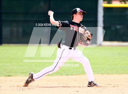 Thumbnail 1 in Grant Union @ Yamhill-Carlton (Coach Bob National Invitational) photogallery.