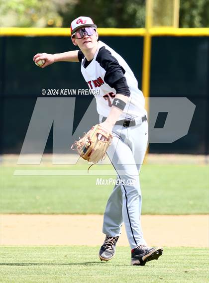 Thumbnail 3 in Grant Union @ Yamhill-Carlton (Coach Bob National Invitational) photogallery.
