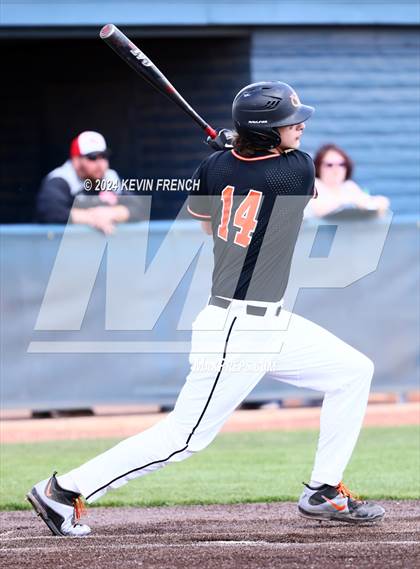 Thumbnail 1 in Grant Union @ Yamhill-Carlton (Coach Bob National Invitational) photogallery.