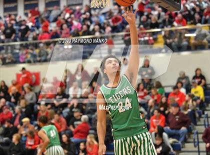 Thumbnail 2 in Yorktown vs. Wapahani photogallery.