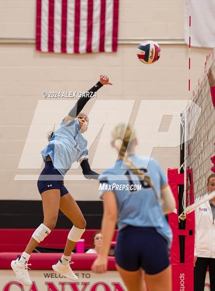 Thumbnail 1 in Johnson vs. Leander photogallery.