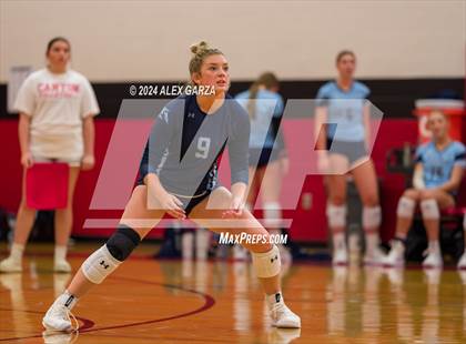 Thumbnail 3 in Johnson vs. Leander photogallery.