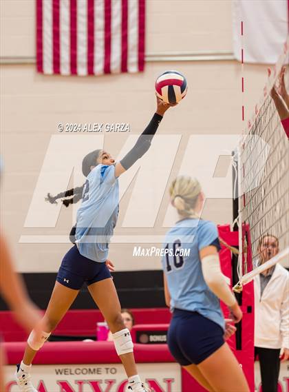 Thumbnail 3 in Johnson vs. Leander photogallery.
