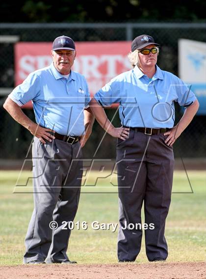 Thumbnail 2 in Sacramento Optimist All-Star Game  (Large Schools) photogallery.