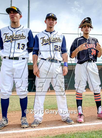 Thumbnail 2 in Sacramento Optimist All-Star Game  (Large Schools) photogallery.