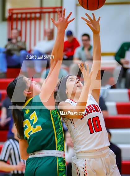 Thumbnail 3 in Los Alamos @ Albuquerque Academy (NMAA 5A 1st Round) photogallery.