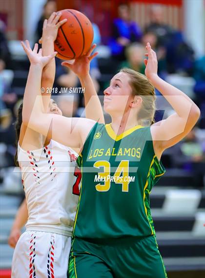 Thumbnail 3 in Los Alamos @ Albuquerque Academy (NMAA 5A 1st Round) photogallery.